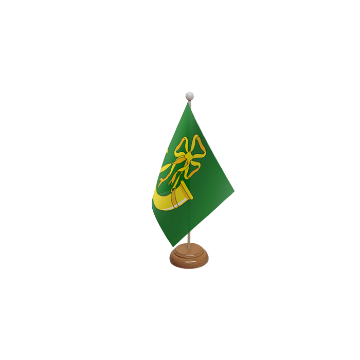 Huntingdonshire Wooden Table Flag – 9x6in (22.5 x 15 cm)