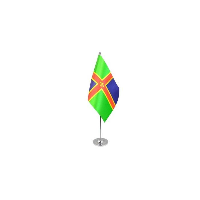 Lincolnshire Satin Table Flag – 9x6in (22.5 x 15 cm)