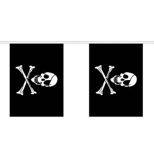Skull and Crossbones Giant Bunting