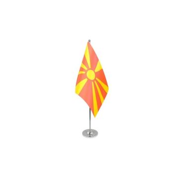 Macedonia New Satin Table Flag – 9x6in (22.5 x 15 cm)