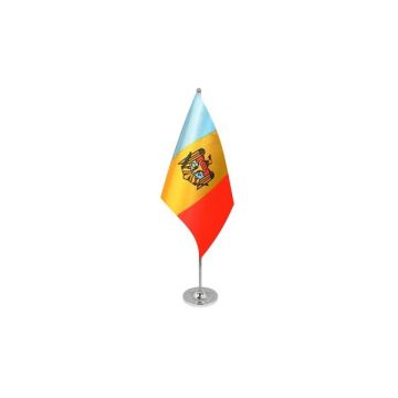 Moldova Satin Table Flag – 9x6in (22.5 x 15 cm)