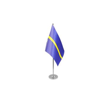 Nauru Satin Table Flag – 9x6in (22.5 x 15 cm)