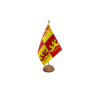 Owain Glyndwr Wooden Table Flag – 9x6in (22.5 x 15 cm)