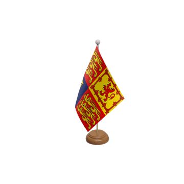 UK Royal Standard Wooden Table Flag – 9x6in (22.5 x 15 cm)