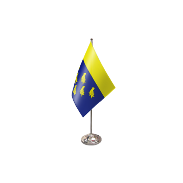 West Sussex Satin Table Flag – 9x6in (22.5 x 15 cm)
